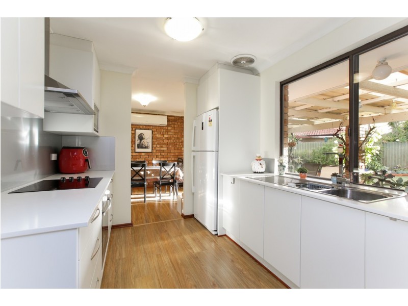 15 Wheatley Drive, Bull Creek WA 6149