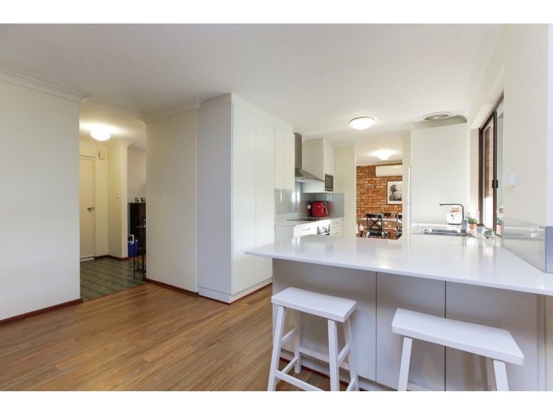 15 Wheatley Drive, Bull Creek WA 6149