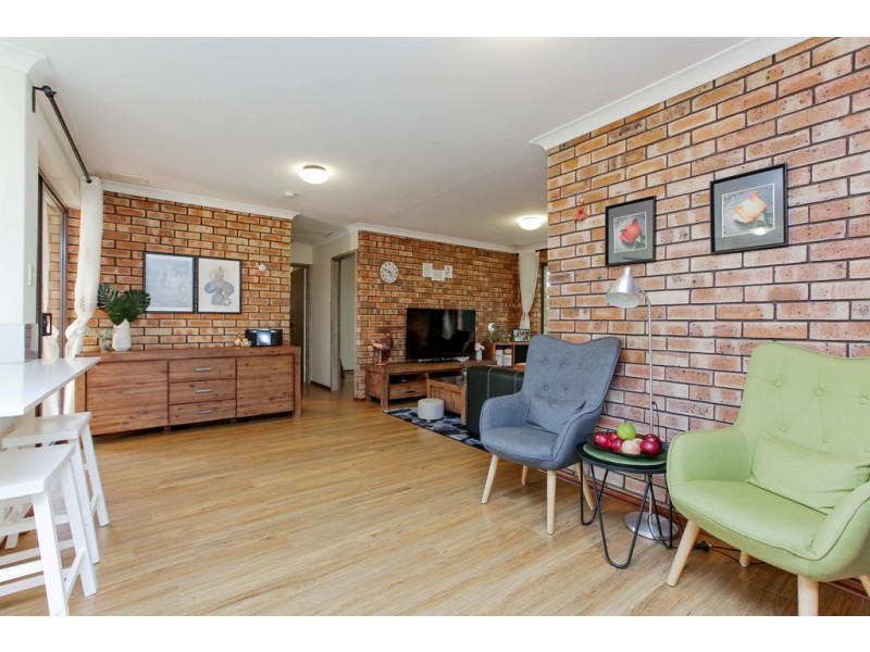 15 Wheatley Drive, Bull Creek WA 6149