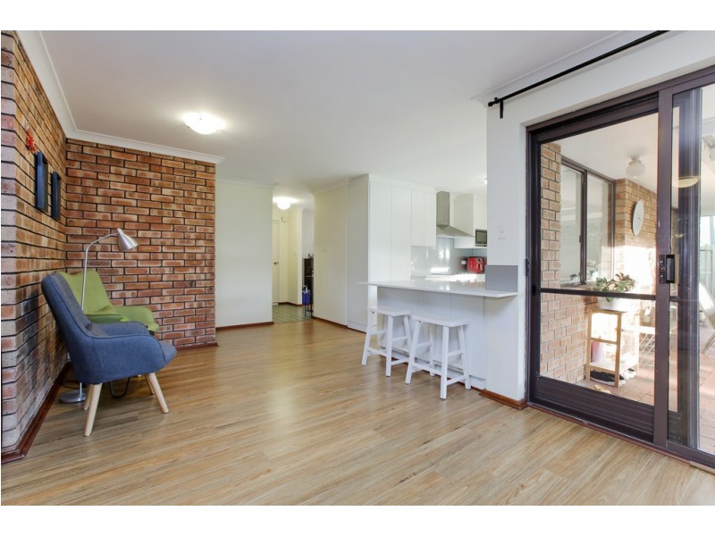 15 Wheatley Drive, Bull Creek WA 6149