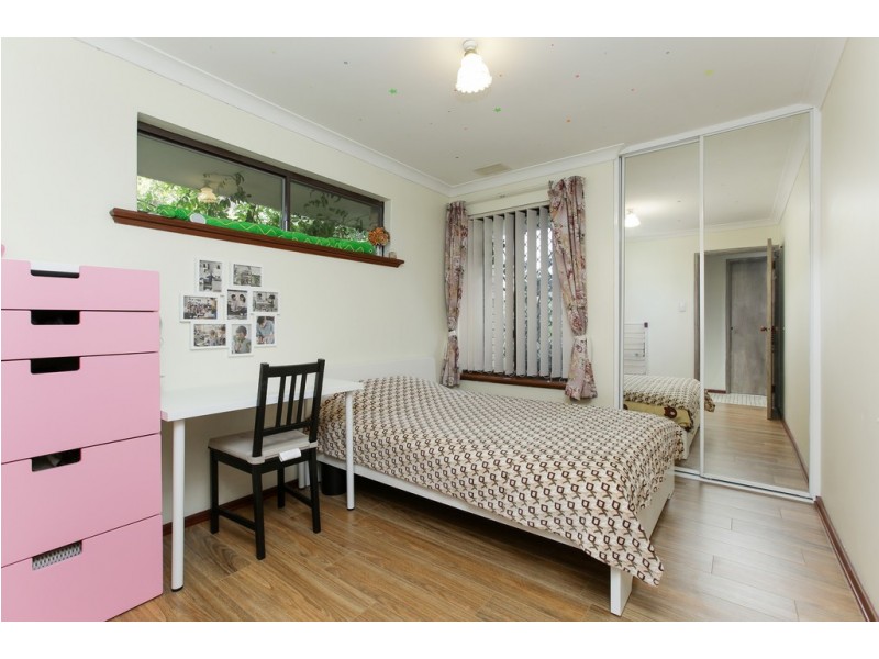 15 Wheatley Drive, Bull Creek WA 6149