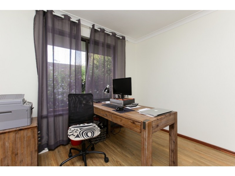 15 Wheatley Drive, Bull Creek WA 6149