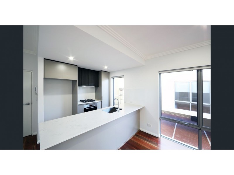 1-12/3 Oak Street, Cannington WA 6107