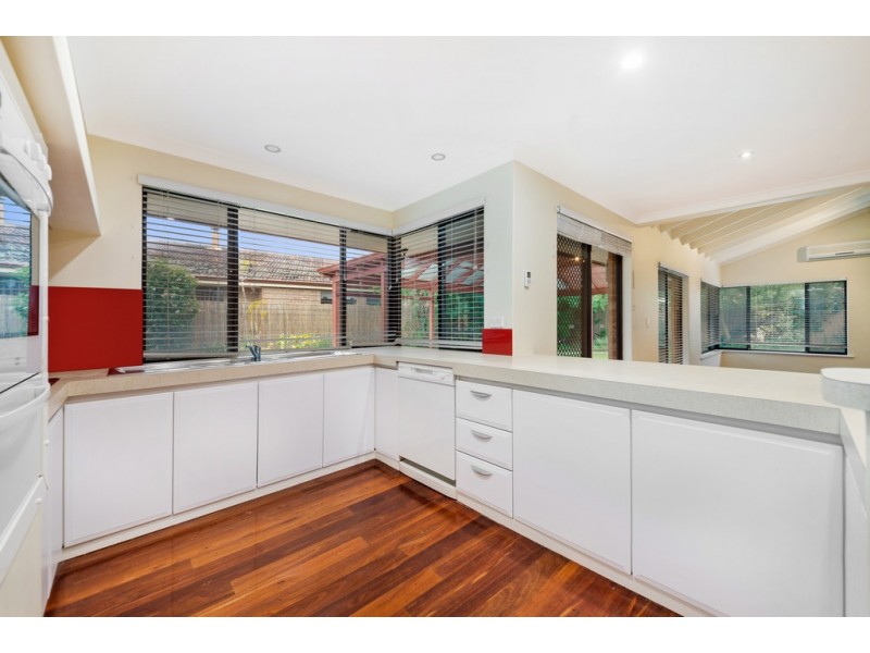 7 Kershaw Gardens, Leeming WA 6149