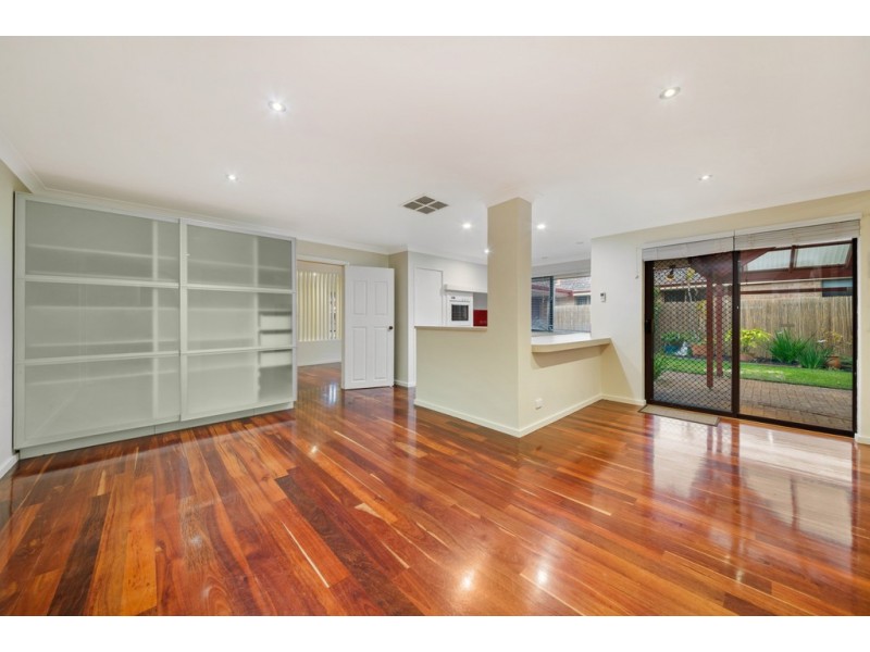 7 Kershaw Gardens, Leeming WA 6149