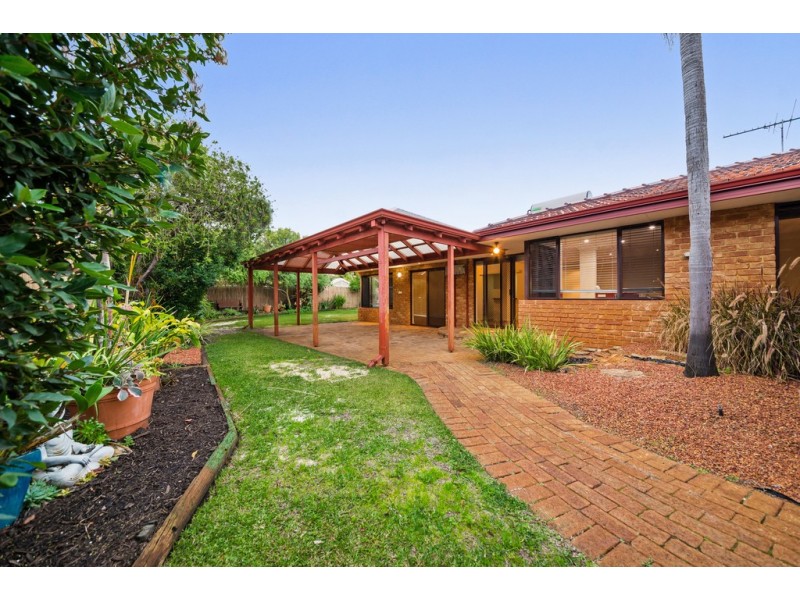 7 Kershaw Gardens, Leeming WA 6149