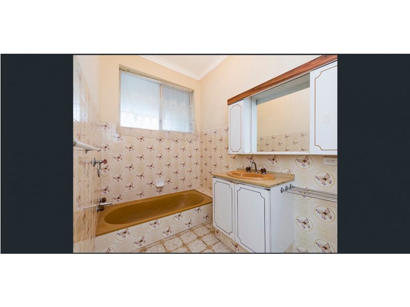 10 Attfield Street, Maddington WA 6109