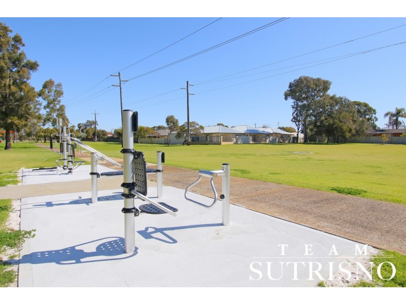 39B Clovelly Crescent, Lynwood WA 6147