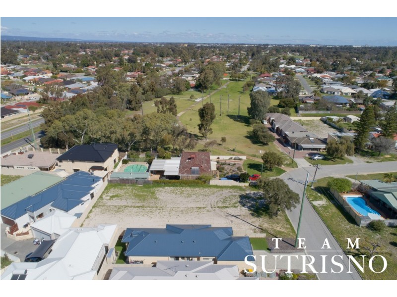 39B Clovelly Crescent, Lynwood WA 6147