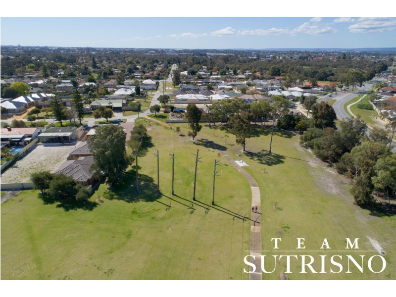 39B Clovelly Crescent, Lynwood WA 6147