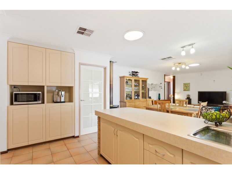 6 Adenia Road, Riverton WA 6148