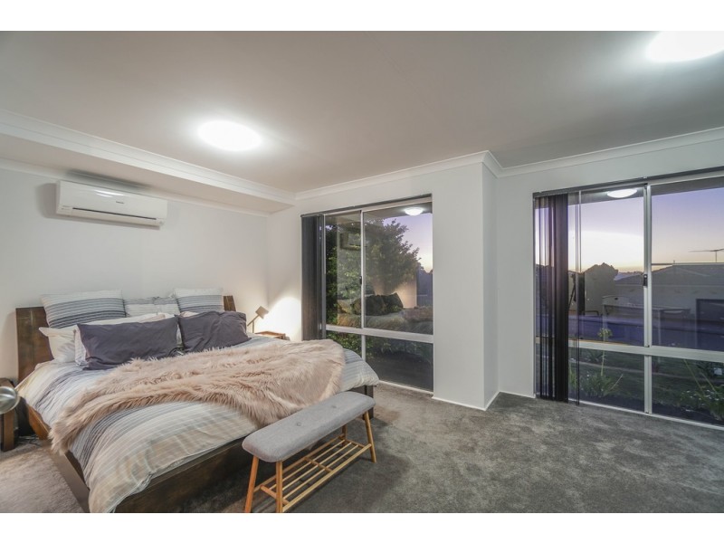 14 The Crest, Cockburn Central WA 6164