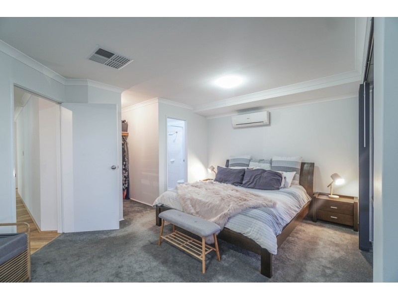 14 The Crest, Cockburn Central WA 6164