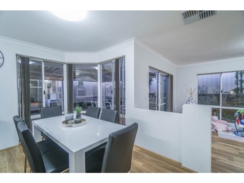 14 The Crest, Cockburn Central WA 6164