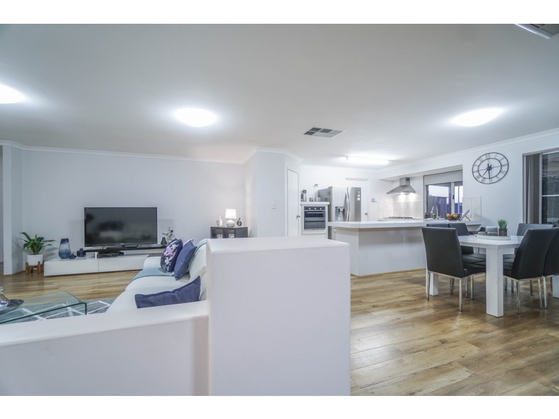 14 The Crest, Cockburn Central WA 6164