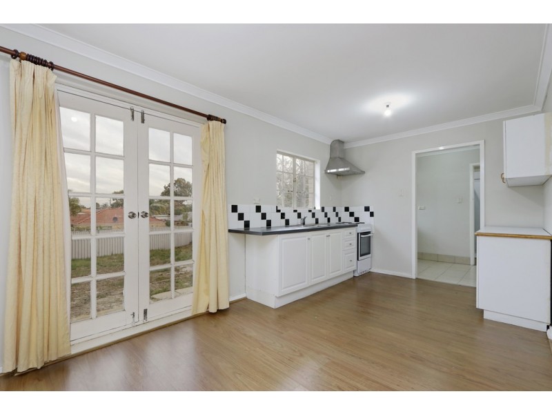 21 Clovelly Crescent, Lynwood WA 6147