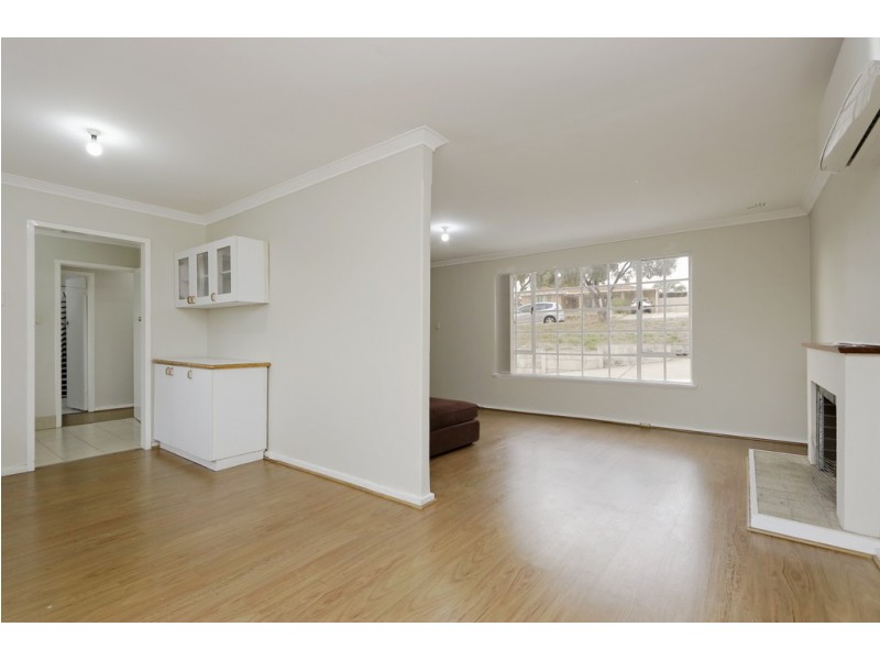 21 Clovelly Crescent, Lynwood WA 6147