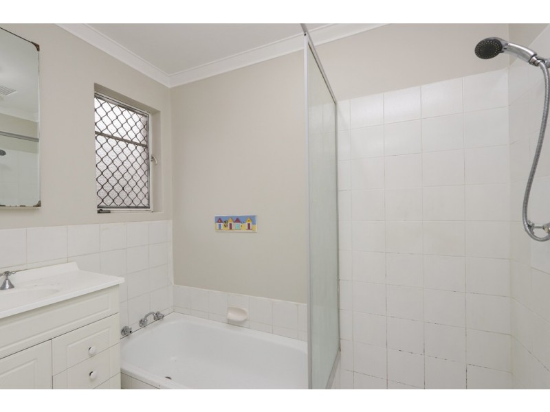 21 Clovelly Crescent, Lynwood WA 6147