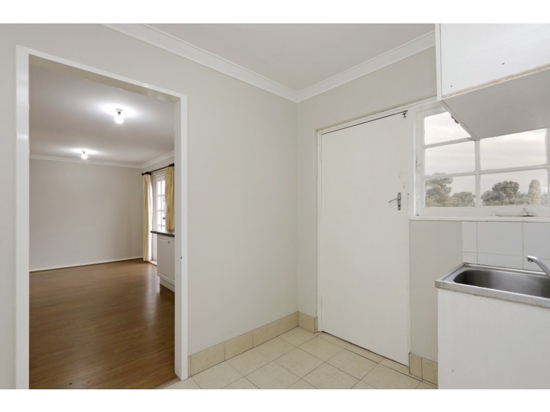 21 Clovelly Crescent, Lynwood WA 6147