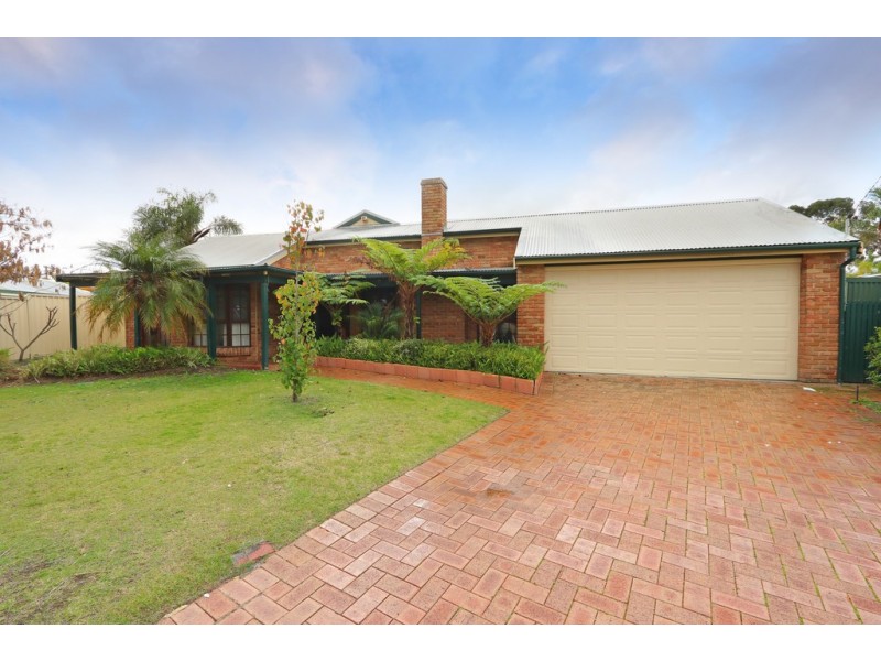 10 Alaric Court, Parkwood WA 6147