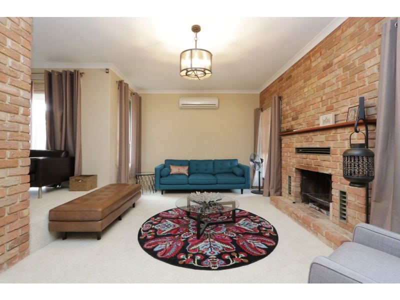 10 Alaric Court, Parkwood WA 6147