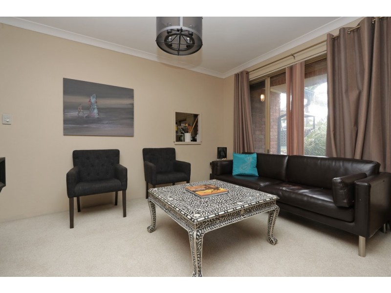 10 Alaric Court, Parkwood WA 6147