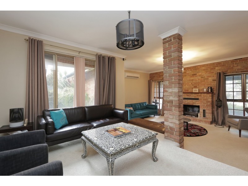 10 Alaric Court, Parkwood WA 6147