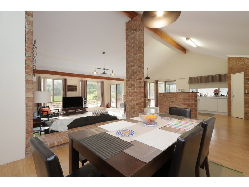 10 Alaric Court, Parkwood WA 6147