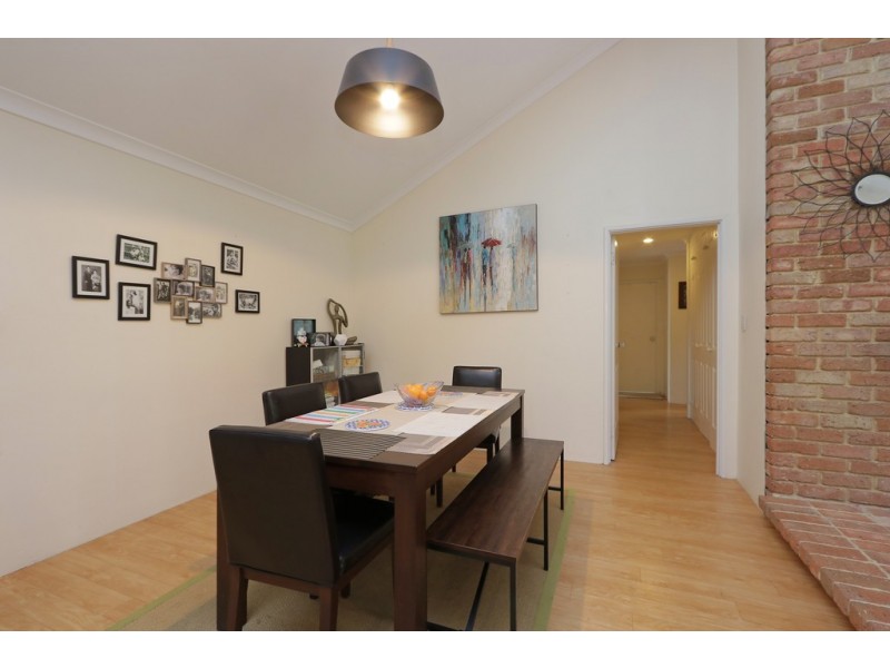 10 Alaric Court, Parkwood WA 6147