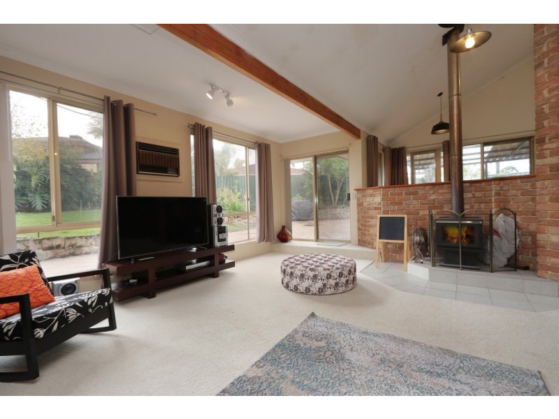 10 Alaric Court, Parkwood WA 6147