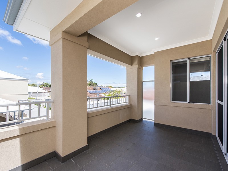 7/81 Holman Street, Alfred Cove WA 6154