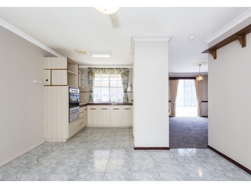 2/180 Hicks Street, Gosnells WA 6110