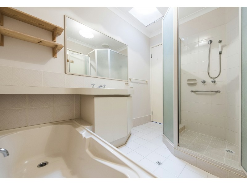 2/180 Hicks Street, Gosnells WA 6110