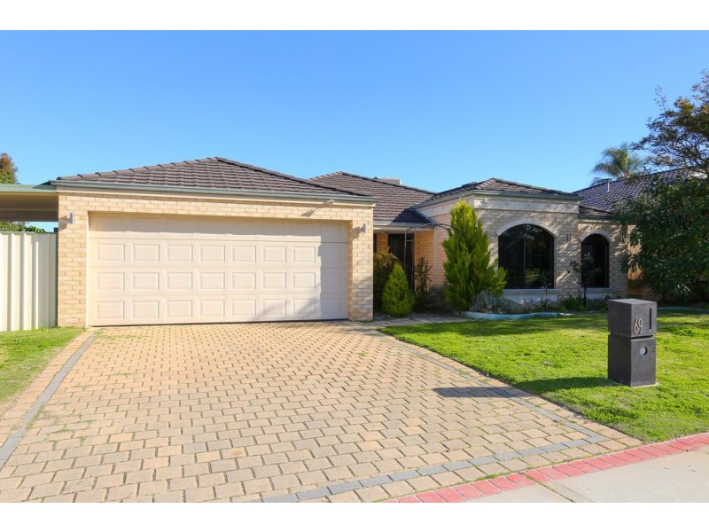69 Baningan Avenue, Success WA 6164