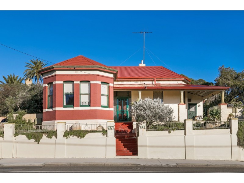 247 High Street corner of Bateman Street, Fremantle WA 6160