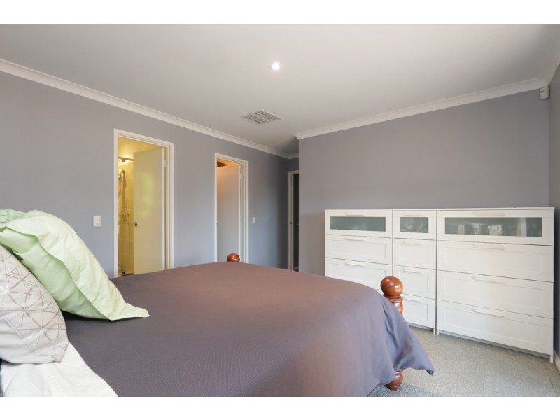 8 Noonan Court, Willetton WA 6155