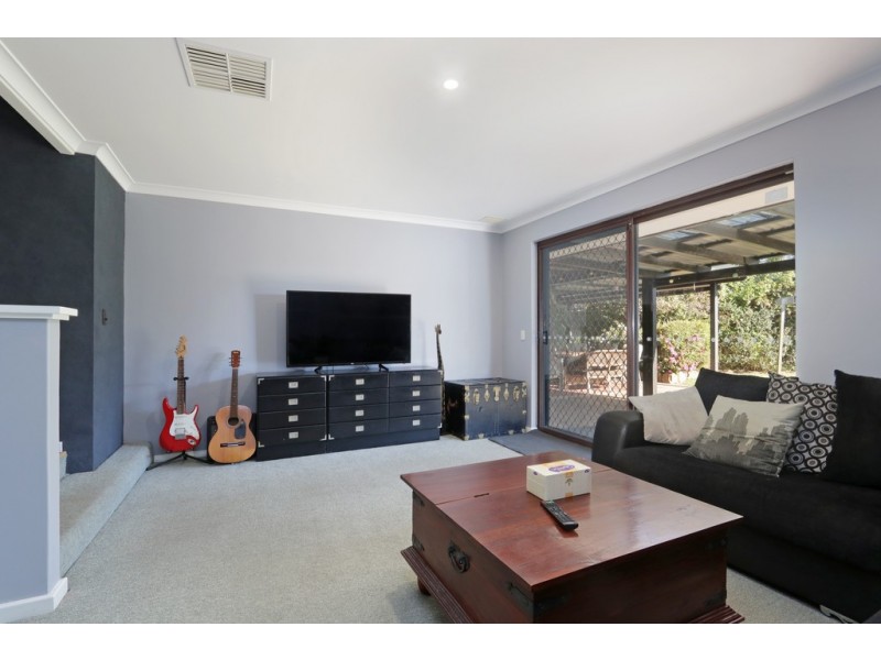 8 Noonan Court, Willetton WA 6155