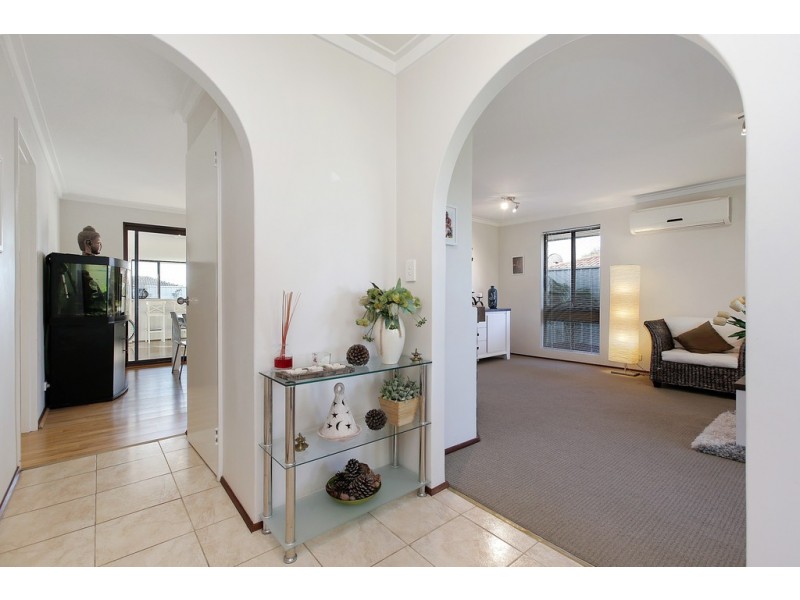 24 Ropele Drive, Parkwood WA 6147