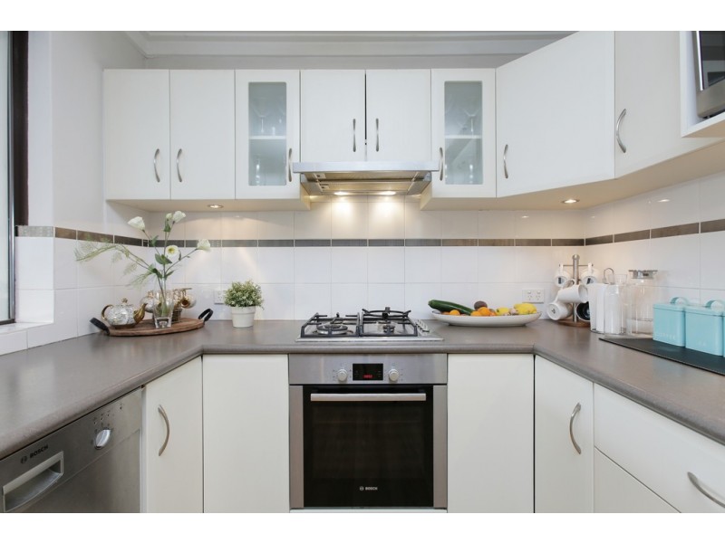 24 Ropele Drive, Parkwood WA 6147