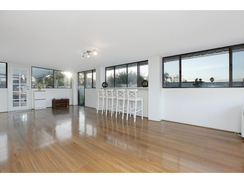 24 Ropele Drive, Parkwood WA 6147