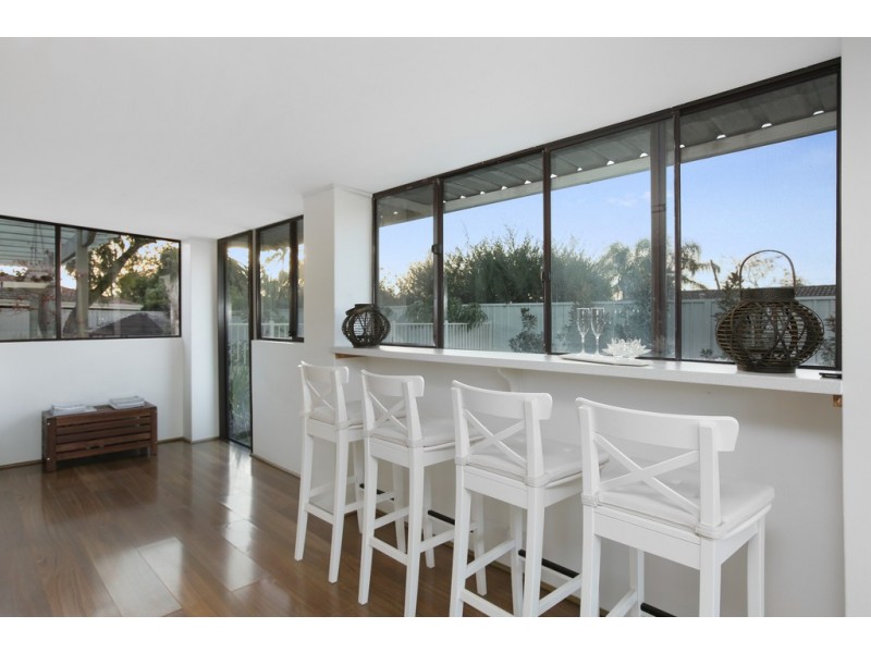 24 Ropele Drive, Parkwood WA 6147