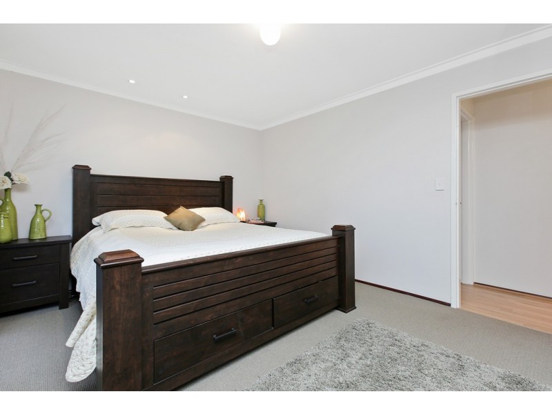 24 Ropele Drive, Parkwood WA 6147