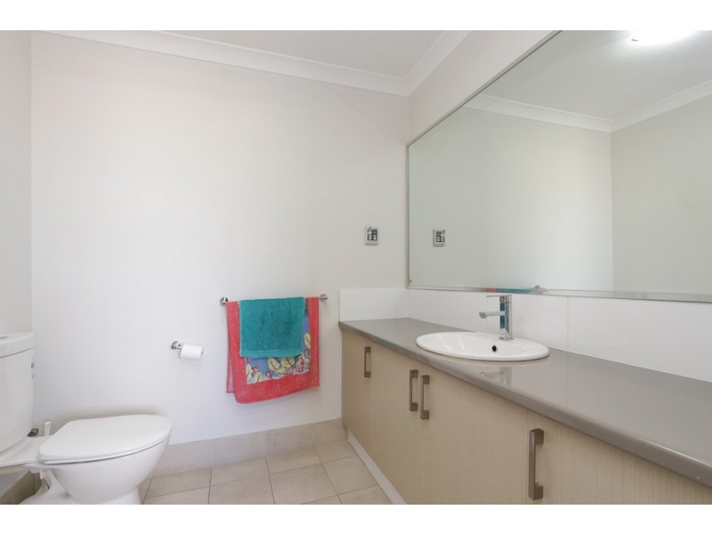 1-4 / 284 Railway Parade, East Cannington WA 6107