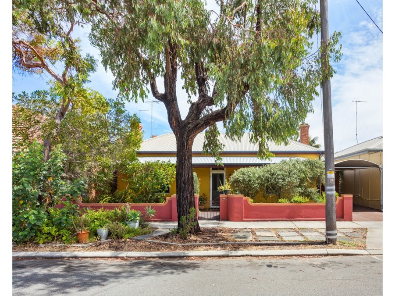 16 Russell Street, Fremantle WA 6160