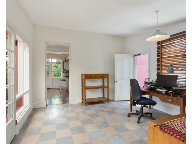 16 Russell Street, Fremantle WA 6160