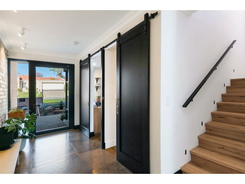 1A Stirk Road, Alfred Cove WA 6154