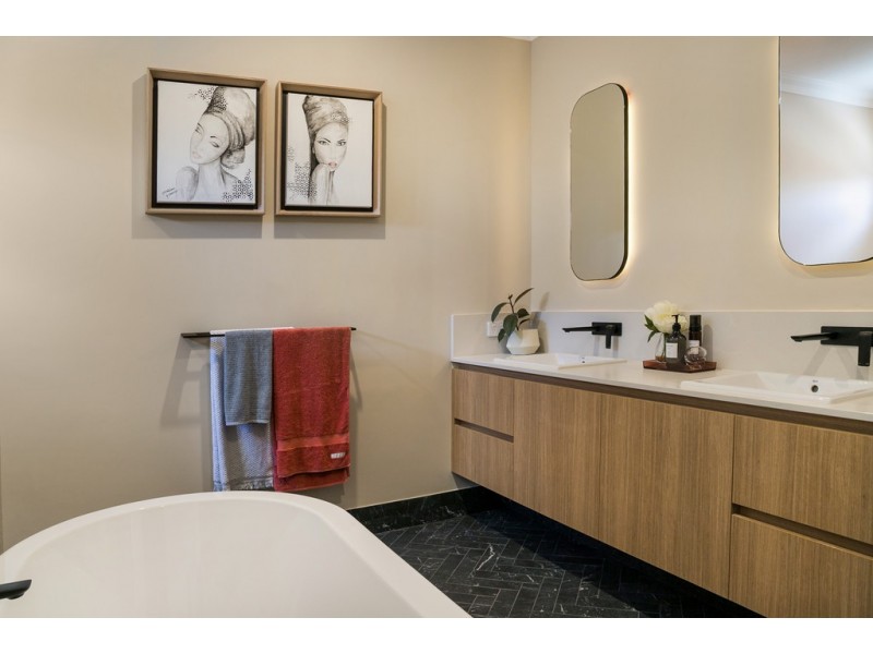 1A Stirk Road, Alfred Cove WA 6154