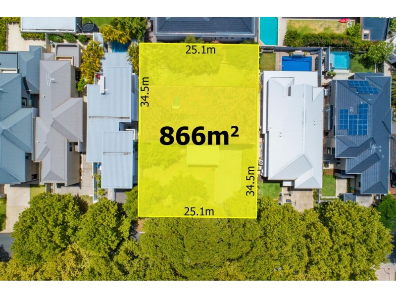 4 Tweeddale Road, Applecross WA 6153