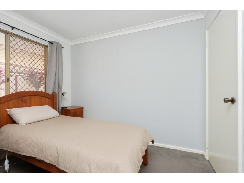 5/6 Neon Close, Parkwood WA 6147