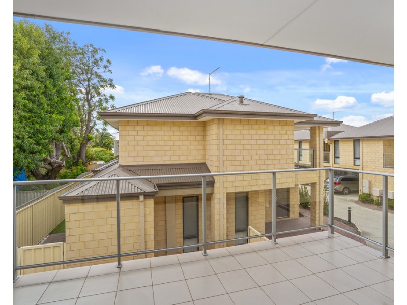 12/2 View Avenue, Langford WA 6147